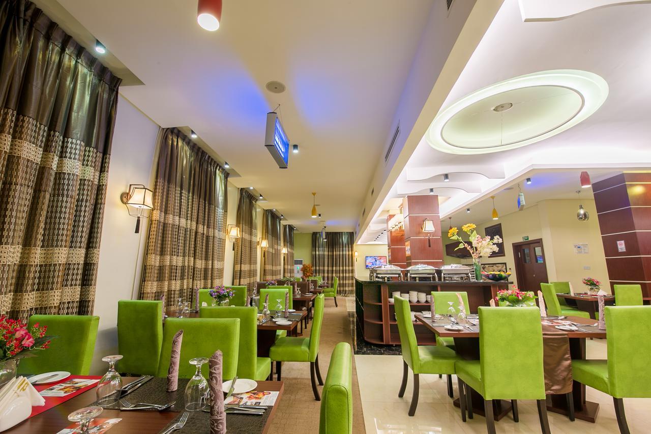 Grand Pela Hotel & Suites Abuja Exterior foto